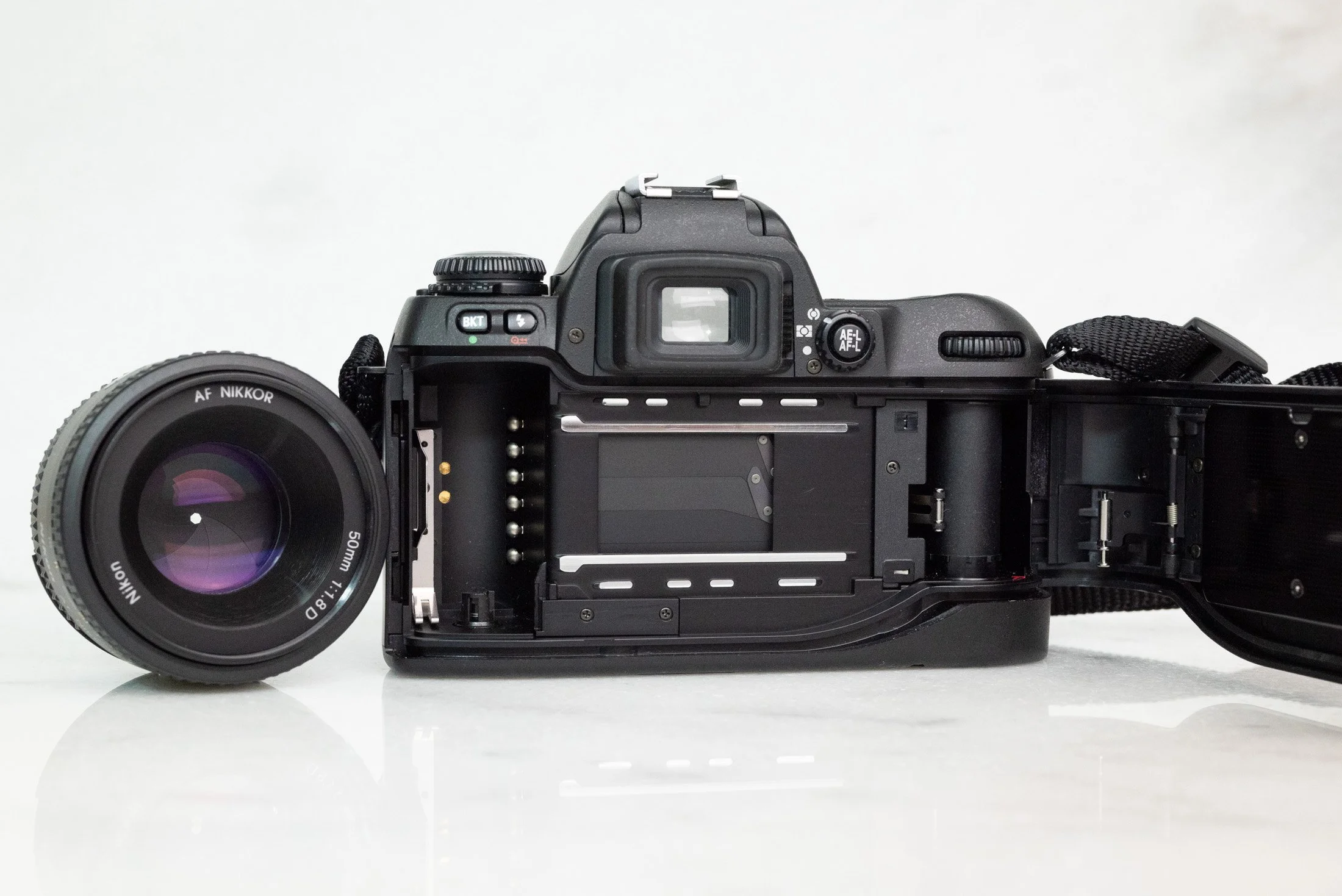 Nikon F80 35mm Film SLR Camera with Nikon Body Cap - Black or